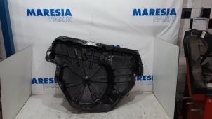 Used Spare wheel holder Renault Megane III Grandtour (KZ) 1.5 dCi 90 Price € 98,00 Margin scheme offered by Maresia Parts