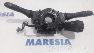 Used Steering column stalk Renault Espace (RFCJ) 1.6 Tce 200 EDC Price € 157,50 Margin scheme offered by Maresia Parts