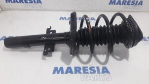 Used Front shock absorber rod, right Renault Espace (RFCJ) 1.6 Tce 200 EDC Price € 105,00 Margin scheme offered by Maresia Parts