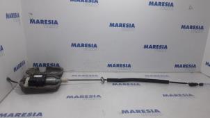 Used Parking brake mechanism Peugeot 508 (8D) 2.0 Hybrid4 16V Price € 315,00 Margin scheme offered by Maresia Parts