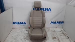 Używane Fotel lewy Peugeot 508 (8D) 2.0 Hybrid4 16V Cena € 262,50 Procedura marży oferowane przez Maresia Parts