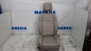 Używane Fotel prawy Peugeot 508 (8D) 2.0 Hybrid4 16V Cena € 262,50 Procedura marży oferowane przez Maresia Parts