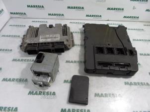 Used Engine management computer Renault Grand Scénic II (JM) 1.9 dCi 120 Price € 262,50 Margin scheme offered by Maresia Parts