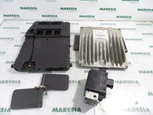 Used Engine management computer Renault Scénic II (JM) 1.5 dCi 100 Price € 210,00 Margin scheme offered by Maresia Parts