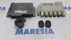 Used Engine management computer Renault Clio II (BB/CB) 1.4 Price € 210,00 Margin scheme offered by Maresia Parts