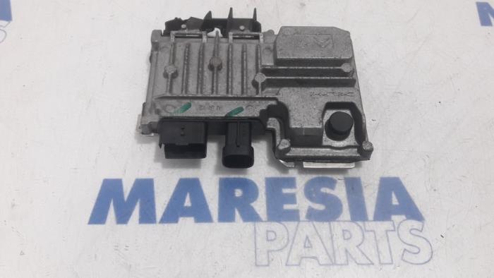 Used Start/Stop computer Peugeot 2008 (CU) 1.2 Vti 12V PureTech 82 Price € 49,99 Margin scheme offered by Maresia Parts
