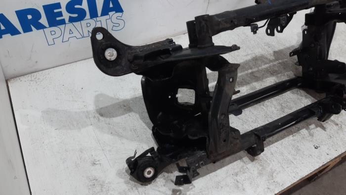 Rear support beam from a Peugeot 508 (8D) 2.0 Hybrid4 16V 2014