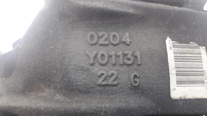 Pinza de freno izquierda delante de un Peugeot 2008 (CU) 1.2 Vti 12V PureTech 82 2014