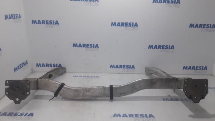 Usados Subchasis Peugeot 508 (8D) 2.0 Hybrid4 16V Precio € 69,99 Norma de margen ofrecido por Maresia Parts
