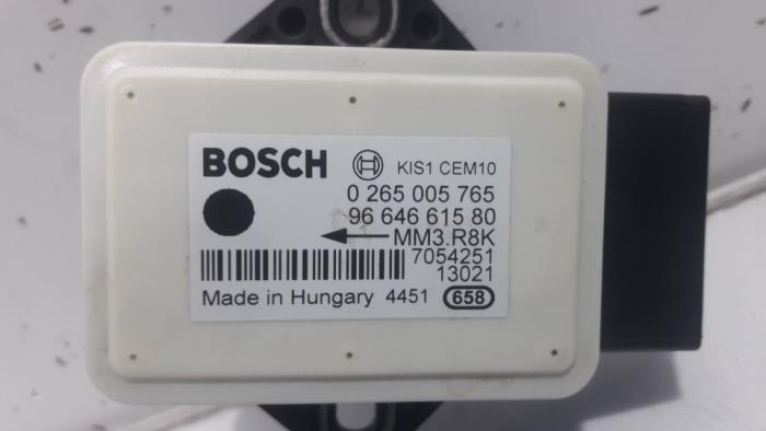 Esp computer from a Peugeot 508 (8D) 2.0 Hybrid4 16V 2014