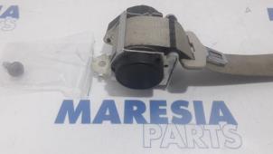 Used Rear seatbelt, left Peugeot 508 (8D) 2.0 Hybrid4 16V Price € 35,00 Margin scheme offered by Maresia Parts