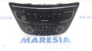 Używane Panel sterowania nagrzewnicy Peugeot 508 (8D) 2.0 Hybrid4 16V Cena € 157,50 Procedura marży oferowane przez Maresia Parts