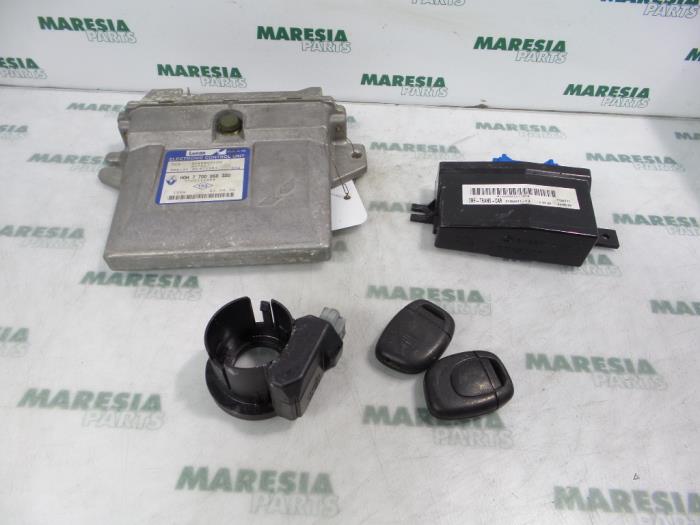 Used Engine management computer Renault Kangoo (KC) 1.9 D 55 Price € 75,00 Margin scheme offered by Maresia Parts