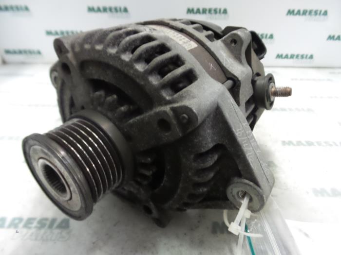 Used Dynamo Renault Vel Satis (BJ) 3.0 dCi V6 24V Price € 50,00 Margin scheme offered by Maresia Parts