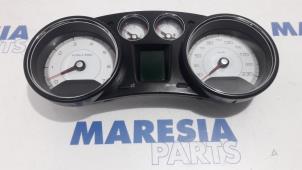 Używane Tablica rozdzielcza Peugeot 308 (4A/C) 1.6 16V THP 150 Cena € 75,00 Procedura marży oferowane przez Maresia Parts