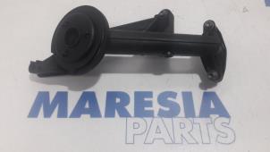 Usagé Pompe à huile Citroen Berlingo Multispace 1.6 BlueHDI 75 Prix € 24,20 Prix TTC proposé par Maresia Parts