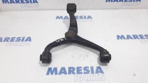Used Rear upper wishbone, left Peugeot 508 (8D) 2.0 Hybrid4 16V Price € 105,00 Margin scheme offered by Maresia Parts