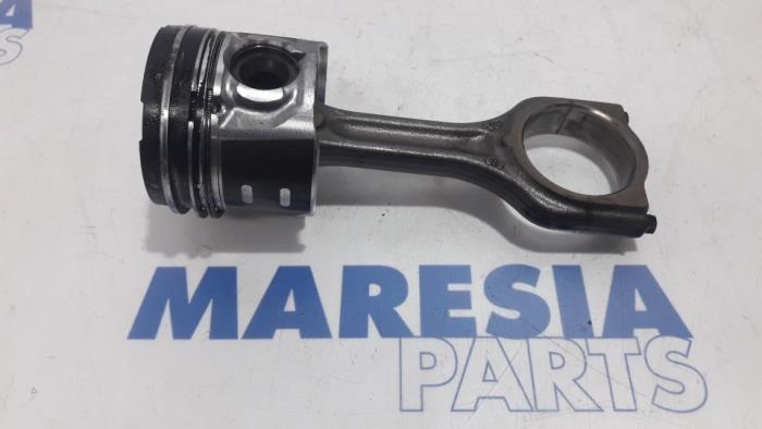 Used Piston Citroen Berlingo 1.6 Hdi 16V 90 Price € 60,50 Inclusive VAT offered by Maresia Parts