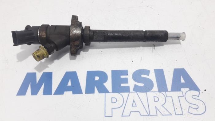 Używane Wtryskiwacz (Diesel) Citroen Berlingo 1.6 Hdi 16V 90 Cena € 127,05 Z VAT oferowane przez Maresia Parts