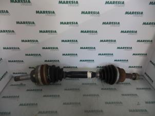 Used Front drive shaft, left Fiat Stilo (192A/B) 1.9 JTD 80 Price € 85,00 Margin scheme offered by Maresia Parts
