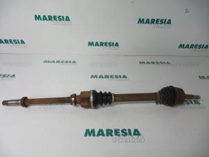 Used Front drive shaft, right Peugeot 206 (2A/C/H/J/S) 1.4 XR,XS,XT,Gentry Price € 40,00 Margin scheme offered by Maresia Parts