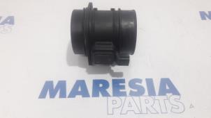 Used Airflow meter Opel Movano 2.3 CDTi 16V FWD Price € 50,00 Margin scheme offered by Maresia Parts