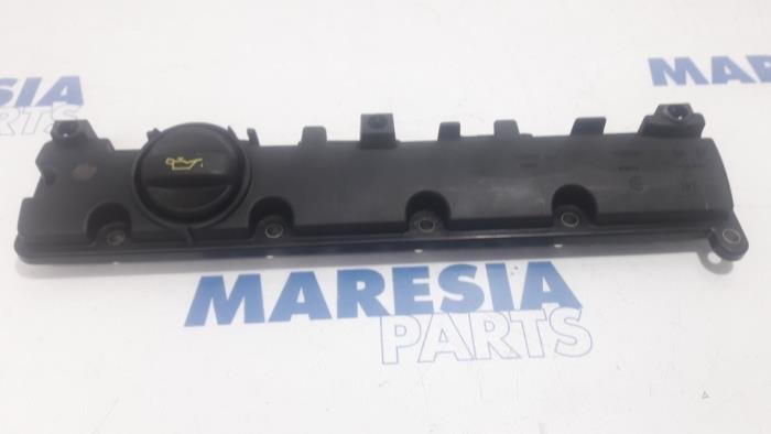 Gebrauchte Ventildeckel Peugeot 307 CC (3B) 2.0 16V Preis € 25,00 Margenregelung angeboten von Maresia Parts
