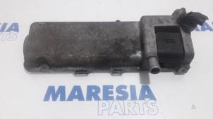 Used Rocker cover Fiat Punto II (188) 1.2 60 S 5-Drs. Price € 50,00 Margin scheme offered by Maresia Parts