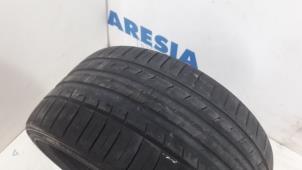 Usados Neumático Precio € 40,00 Norma de margen ofrecido por Maresia Parts