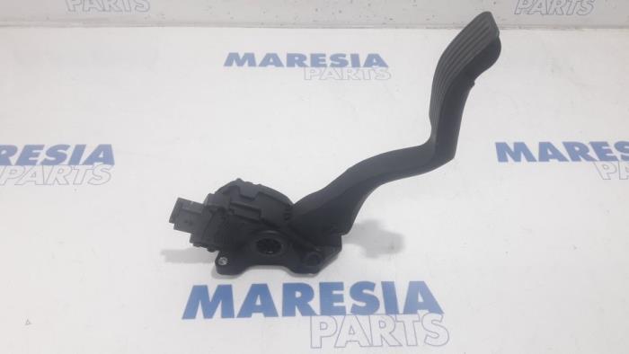 Begagnade Gaspedalsensor Peugeot 208 I (CA/CC/CK/CL) 1.2 Vti 12V PureTech 82 Pris € 20,00 Marginaltabell erbjuds av Maresia Parts