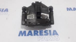 Used Front brake calliper, right Peugeot 2008 (CU) 1.2 Vti 12V PureTech 82 Price € 13,99 Margin scheme offered by Maresia Parts