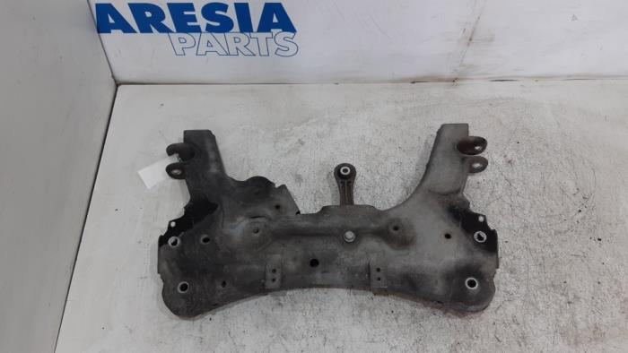 Usados Subchasis Renault Kangoo Express (FW) 1.5 dCi 70 Precio € 90,75 IVA incluido ofrecido por Maresia Parts