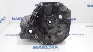 Used Gearbox casing Renault Clio IV (5R) 1.5 Energy dCi 90 FAP Price € 50,00 Margin scheme offered by Maresia Parts