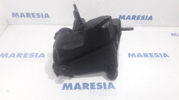 Gebrauchte Luftfiltergehäuse Renault Kangoo Express (FW) 1.5 dCi 70 Preis € 48,40 Mit Mehrwertsteuer angeboten von Maresia Parts