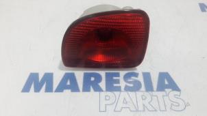 Używane Tylne swiatlo przeciwmgielne Renault Kangoo Express (FW) 1.5 dCi 70 Cena € 18,15 Z VAT oferowane przez Maresia Parts