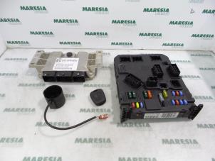 Usagé Calculateur moteur Citroen Xsara Picasso (CH) 2.0 16V Prix € 210,00 Règlement à la marge proposé par Maresia Parts