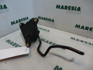 Used Throttle pedal position sensor Renault Clio III (BR/CR) 1.4 16V Price € 30,00 Margin scheme offered by Maresia Parts