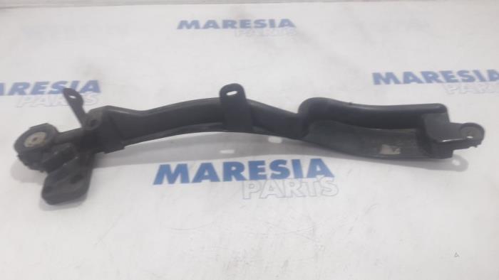 Used Subframe Peugeot 508 (8D) 1.6 HDiF 16V Price € 35,00 Margin scheme offered by Maresia Parts