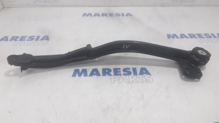 Used Subframe Peugeot 508 (8D) 1.6 HDiF 16V Price € 35,00 Margin scheme offered by Maresia Parts