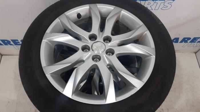 Set of sports wheels from a Peugeot 508 (8D) 2.0 Hybrid4 16V 2013