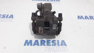 Usados Pinza de freno derecha detrás Peugeot 508 (8D) 1.6 HDiF 16V Precio € 50,00 Norma de margen ofrecido por Maresia Parts
