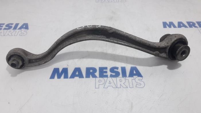 Lower wishbone, rear right from a Peugeot 508 (8D) 1.6 HDiF 16V 2011