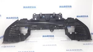 Używane Plyta ochronna silnika Peugeot 508 (8D) 1.6 HDiF 16V Cena € 35,00 Procedura marży oferowane przez Maresia Parts