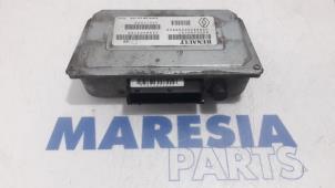 Usados Ordenador de caja automática Renault Espace (JK) 2.0 16V Turbo Precio € 183,75 Norma de margen ofrecido por Maresia Parts
