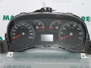 Used Instrument panel Fiat Doblo Cargo (223) 1.3 D 16V Multijet Price € 48,40 Inclusive VAT offered by Maresia Parts