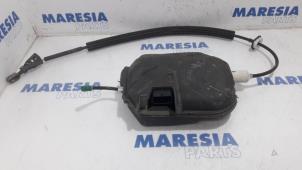 Used Parking brake mechanism Peugeot 508 (8D) 2.0 Hybrid4 16V Price € 315,00 Margin scheme offered by Maresia Parts