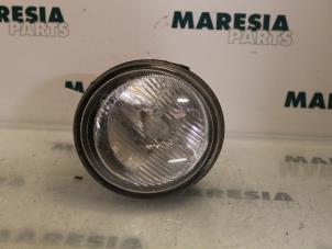 Usados Luz antiniebla izquierda delante Renault Twingo (C06) 1.2 Precio € 15,00 Norma de margen ofrecido por Maresia Parts