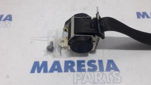 Used Rear seatbelt, right Peugeot 508 (8D) 2.0 Hybrid4 16V Price € 35,00 Margin scheme offered by Maresia Parts