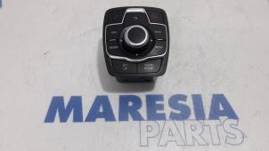 Used Navigation control panel Peugeot 508 (8D) 2.0 Hybrid4 16V Price € 65,00 Margin scheme offered by Maresia Parts