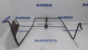 Used Spare wheel holder Fiat Scudo (270) 2.0 D Multijet Price € 60,50 Inclusive VAT offered by Maresia Parts